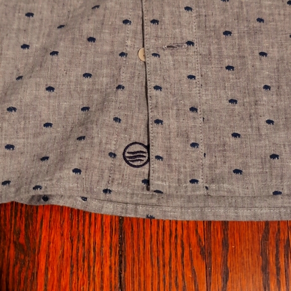 United By Blue Gray Shirt w/ Bison Print - Picture 4 of 6